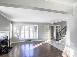 2387 S Green Rd, Beachwood, Oh 44122 5 Beds 2.5 Baths in Beachwood, OH (Photo 5 of 8)