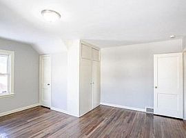 2387 S Green Rd, Beachwood, Oh 44122 5 Beds 2.5 Baths in Beachwood, OH (Photo 7 of 8)