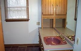 4686 Driftwood Ln, Youngstown, Oh 44515 Rent $700 and Dep $700 in Youngstown, OH (Photo 4 of 5)