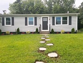 Lincolndale Dr Waterbury, Ct 06704 3 Beds 1 Bath -1600- Sqft in Waterbury, CT