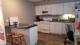 2 Beds 1 Bath in Le Roy, IL (Photo 2 of 4)