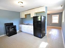 4861 Davis Dr, Millbrook, Al 36054 3 Beds 1 Bath 1,250 Sqft in Millbrook, AL (Photo 4 of 6)