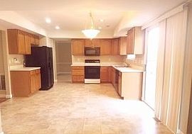 11915 Teeside Dr, Fredericksburg, Va 22407 5 Beds 3.5 Baths in Fredericksburg, VA (Photo 4 of 9)