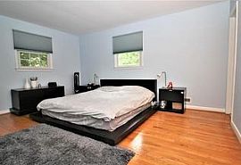 1121 Westbriar Dr Ne, Vienna, Va 22180 5 Beds 3 Baths in Vienna, VA (Photo 10 of 10)