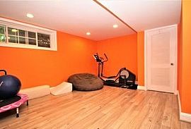 1121 Westbriar Dr Ne, Vienna, Va 22180 5 Beds 3 Baths in Vienna, VA (Photo 8 of 10)