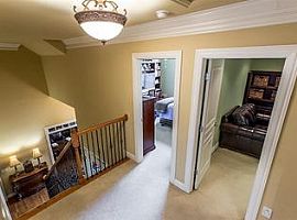 1248 Raeford Ln, Lexington, Ky 40513 5 Beds 3.5 Baths in Lexington, KY (Photo 3 of 9)