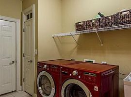 1248 Raeford Ln, Lexington, Ky 40513 5 Beds 3.5 Baths in Lexington, KY (Photo 8 of 9)