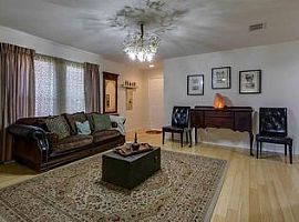 12800 Feathering Dr, Frisco, Tx 75034 3 Beds 2 Baths 1,612 Sqft in Frisco, TX (Photo 2 of 6)