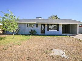 2239 W Earll Dr, Phoenix, Az in Phoenix, AZ