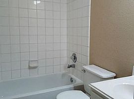 8722 Sandusky Ct, Tomball, Tx 77375 3 Beds 2 Baths 1,583 Sqft in Tomball, TX (Photo 6 of 8)