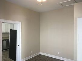 502 Stevens Ave Ne, Huntsville, Al 35801 in Huntsville, AL (Photo 2 of 7)