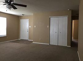 11729 Serenity Ln, Indianapolis, in 46229 Rent $725 and Dep$725 in Indianapolis, IN (Photo 2 of 8)