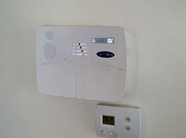 2027 Broadway St, Indianapolis, in 46202 5 Beds 4 Baths in Indianapolis, IN (Photo 7 of 10)