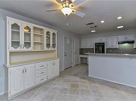 1352 W Hulgan Cir, Desoto, Tx 75115 4 Beds 2 Baths 2,274 Sqft in Desoto, TX (Photo 3 of 9)