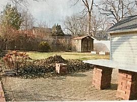 118 S River Ln, Geneva, Il 60134 2 Beds 1.5 Baths in Geneva, IL (Photo 3 of 3)