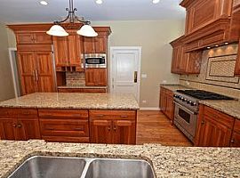 4206 Central Ave, Western Springs, Il 60558 5 Beds 3.5 Baths in Western Springs, IL (Photo 2 of 9)