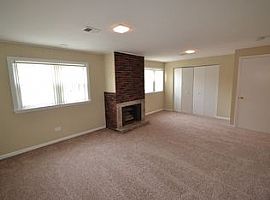 16436 Harold St, Oak Forest, Il 60452 3 Beds 2 Baths in Oak Forest, IL (Photo 5 of 9)