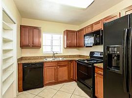 1224 Sheridan Rd, Clearwater, Fl 33755 3 Beds 2 Baths in Clearwater, FL (Photo 5 of 10)