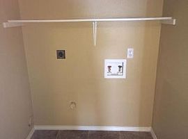 A Beautiful 3 Bedroom Apartment, with 2 Bathrooms in San Antonio, TX (Photo 5 of 12)