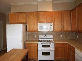 4014 Yale Square Ct, Katy, Tx 77449 3 Beds 2 Baths 1,920 Sqft in Katy, TX (Photo 5 of 7)