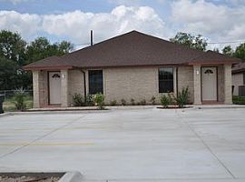 2120 W Barcelona Ave Apt A, Harlingen, Tx 78550 2 Beds 2 Baths  in Harlingen, TX