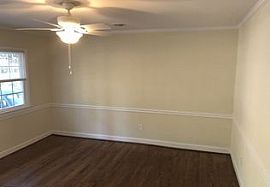 212 N Lumber St, Nashville, Nc 27856 3 Beds 2 Baths 1,092 Sqft in Nashville, NC (Photo 2 of 12)