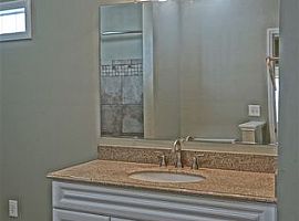 1618 Beirne Ave Ne, Huntsville, Al 35801 in Huntsville, AL (Photo 4 of 8)