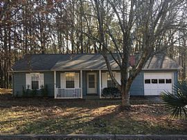 3 Beds 2 Baths in Stone Mountain, GA