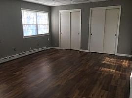 192 Oak St, Rossford, Oh 43460 Rent $650 and Dep $650 in Rossford, OH (Photo 10 of 10)