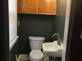 192 Oak St, Rossford, Oh 43460 Rent $650 and Dep $650 in Rossford, OH (Photo 9 of 10)