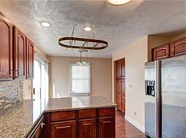 1946 E 84th St, Cleveland, Oh 44103 3 Beds 2.5 Baths in Cleveland, OH (Photo 11 of 12)