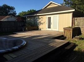 1050 Schaub Ave, Mobile, Al 36609 in Mobile, AL