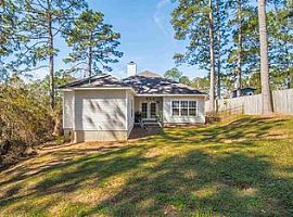 104 Kingswood Dr, Daphne, Al 36526 in Daphne, AL