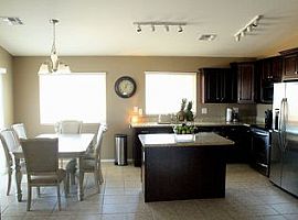 3372 S 186th Ln, Goodyear, Az 85338 in Goodyear, AZ (Photo 4 of 8)