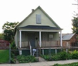 9213 S University Ave, Chicago, Il 60619 4 Beds 2 Baths 1,500 S in Chicago, IL