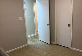 6212 Dalford Dr, Montgomery, Al 36117 in Montgomery, AL (Photo 3 of 9)