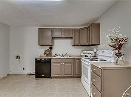 1729 16th Ave E, Tuscaloosa, Al 35404 in Tuscaloosa, AL (Photo 4 of 9)