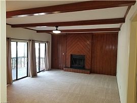 Lovely 2br 2bath Condo Near Wfu! in Winston Salem, NC (Photo 2 of 10)