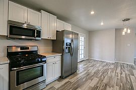 2133 E Larkspur Dr, Phoenix, Az 85022 in Phoenix, AZ (Photo 2 of 9)