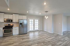 2133 E Larkspur Dr, Phoenix, Az 85022 in Phoenix, AZ (Photo 8 of 9)