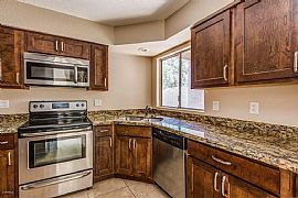 3301 E Kelton Ln Unit 105, Phoenix, Az 85032 in Phoenix, AZ (Photo 5 of 11)