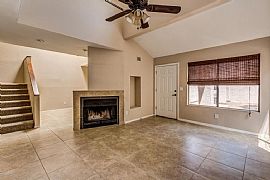 3301 E Kelton Ln Unit 105, Phoenix, Az 85032 in Phoenix, AZ (Photo 9 of 11)