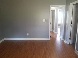 3 Bedroom/2 Bath Ranch, Vaulted Ceilings in Great Room in Fayetteville, NC (Photo 12 of 12)