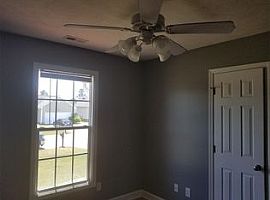 3 Bedroom/2 Bath Ranch, Vaulted Ceilings in Great Room in Fayetteville, NC (Photo 2 of 12)