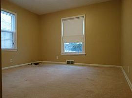 Beautiful Large Cape Cod Style Home in Beachwood, OH (Photo 7 of 7)