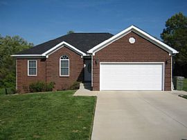 3 Bedroom, 3 Bath Ranch Home in Vine Grove in Vine Grove, KY
