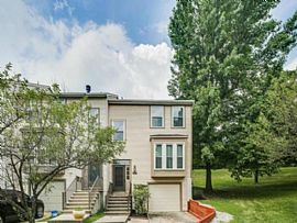 8120 Wooded Glen Ct, Ellicott City, Md 21043 in Ellicott City, MD