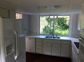 128 Linkside Dr, Saint Simons Island, Ga 31522 3 Beds 3 Baths in Saint Simons Island, GA (Photo 6 of 8)