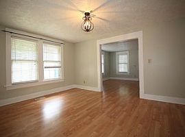 143 Emerson Ave, Decatur, Ga 30030 2 Beds 2 Baths in Decatur, GA (Photo 4 of 6)