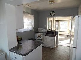 Recently Updated and Well Cared For, This Solidly Built 3 Bedro in Wauwatosa, WI (Photo 4 of 6)